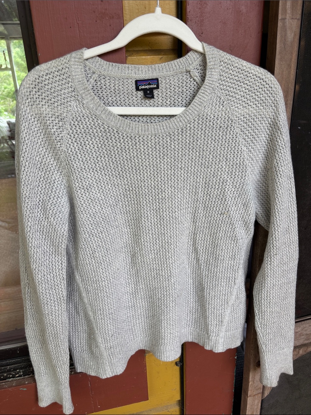 Patagonia Light Heather Gray Cashmere Crewneck Knit Sweater